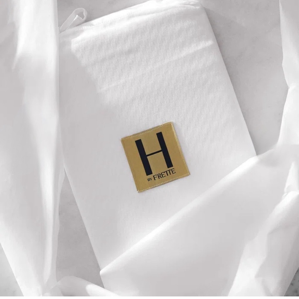 H by Frette fitted sheet